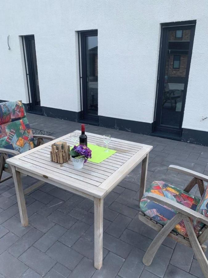 Sligter Waterstromen Apartment Krummhoern Luaran gambar