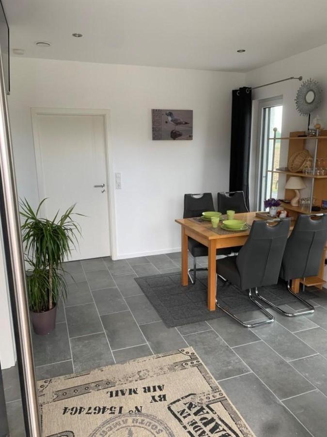 Sligter Waterstromen Apartment Krummhoern Luaran gambar